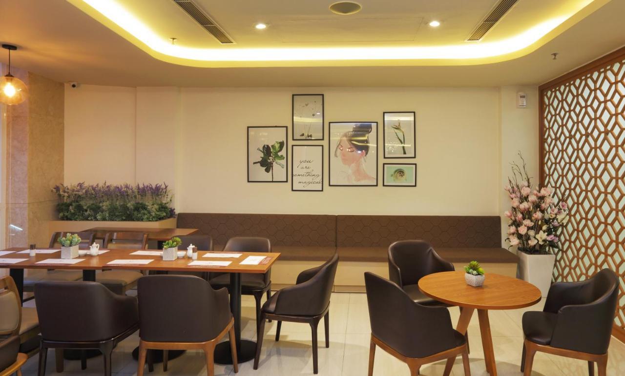 Golda Hotel Хошимін Екстер'єр фото