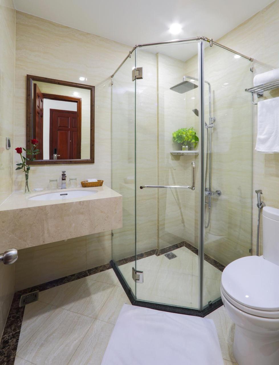 Golda Hotel Хошимін Екстер'єр фото